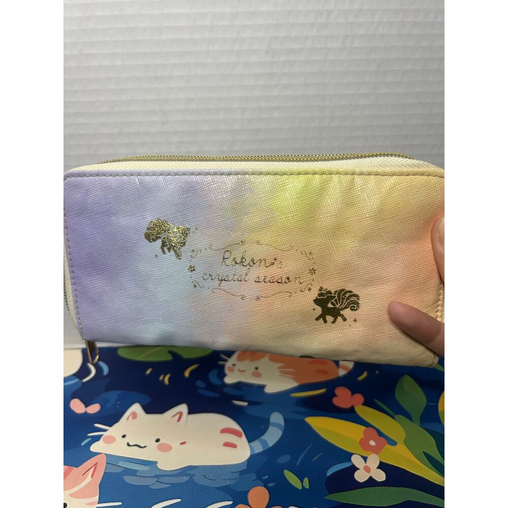 Pokemon Center Alolan Vulpix Crystal Season Long Wallet [FLAWED] - Picture 6 of 12